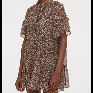 H&M Short Chiffon Dress Brown Floral